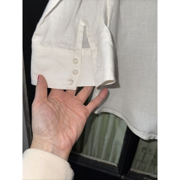Talbot's Woman Collared  Button Down Irish Linen shirt  Sz M Beach Old Money - Picture 2 of 7